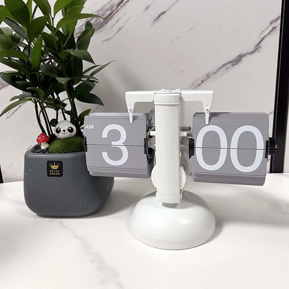 Digitálne Hodiny, V Malom Meradle V Tabuľke Hodiny Retro Flip Clock Nehrdzavejúcej Ocele Flip Vnútorný Prevodový Prevádzkované Quartz Hodiny Domov Flip Dekor